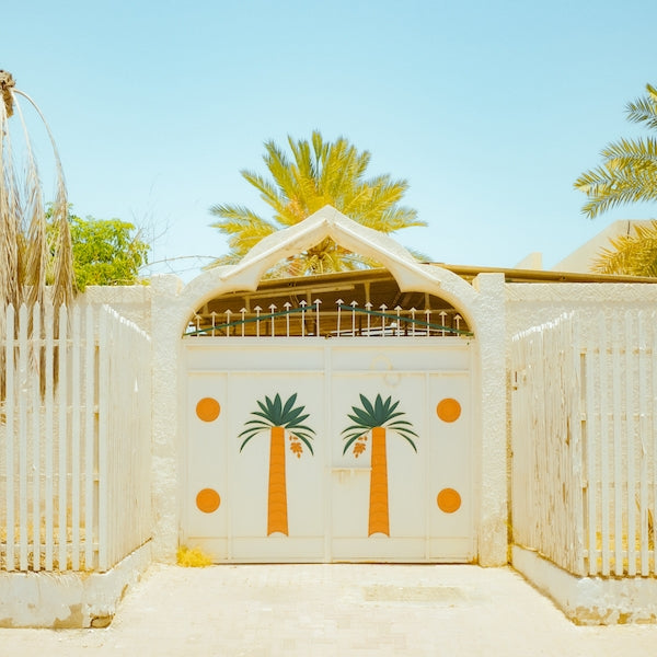 Dates on a Gate - Jumeirah