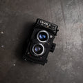 Yashica MAT-124G