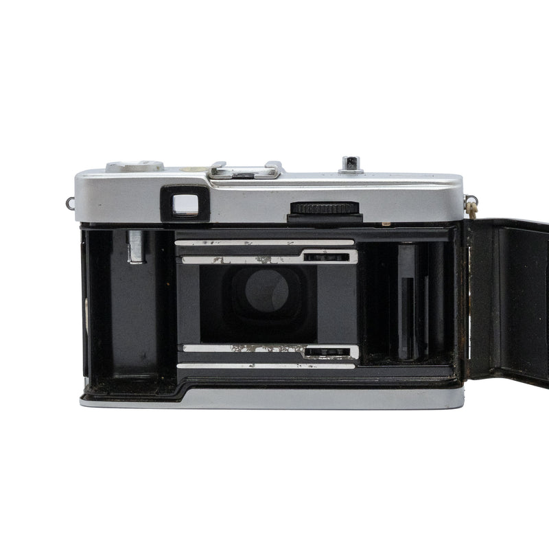 Olympus Trip 35 — view 2