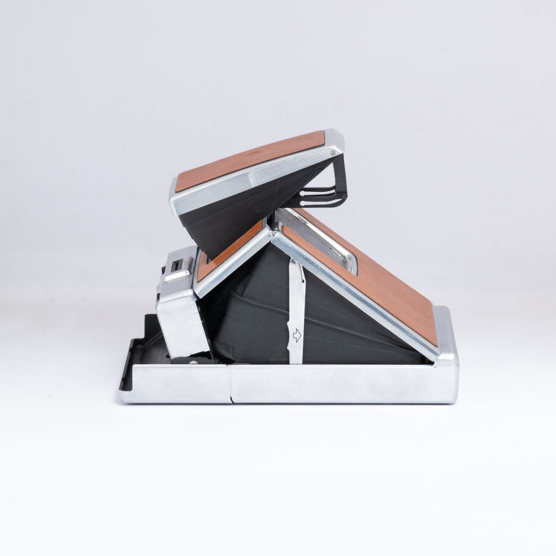 Polaroid SX-70 — side · view 4