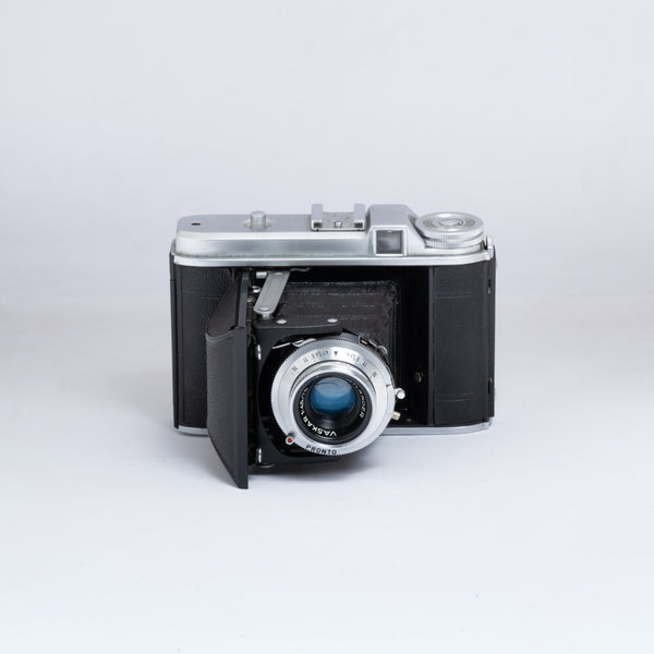 Voigtländer Perkeo I — front